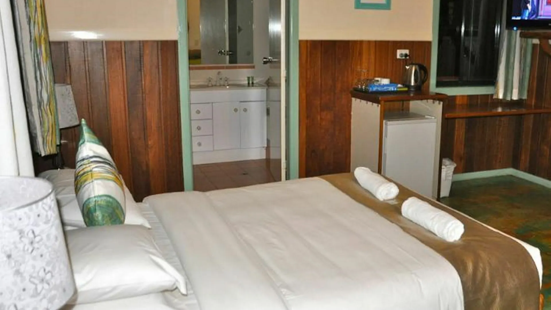 Wake Up! Byron Bay Hostel