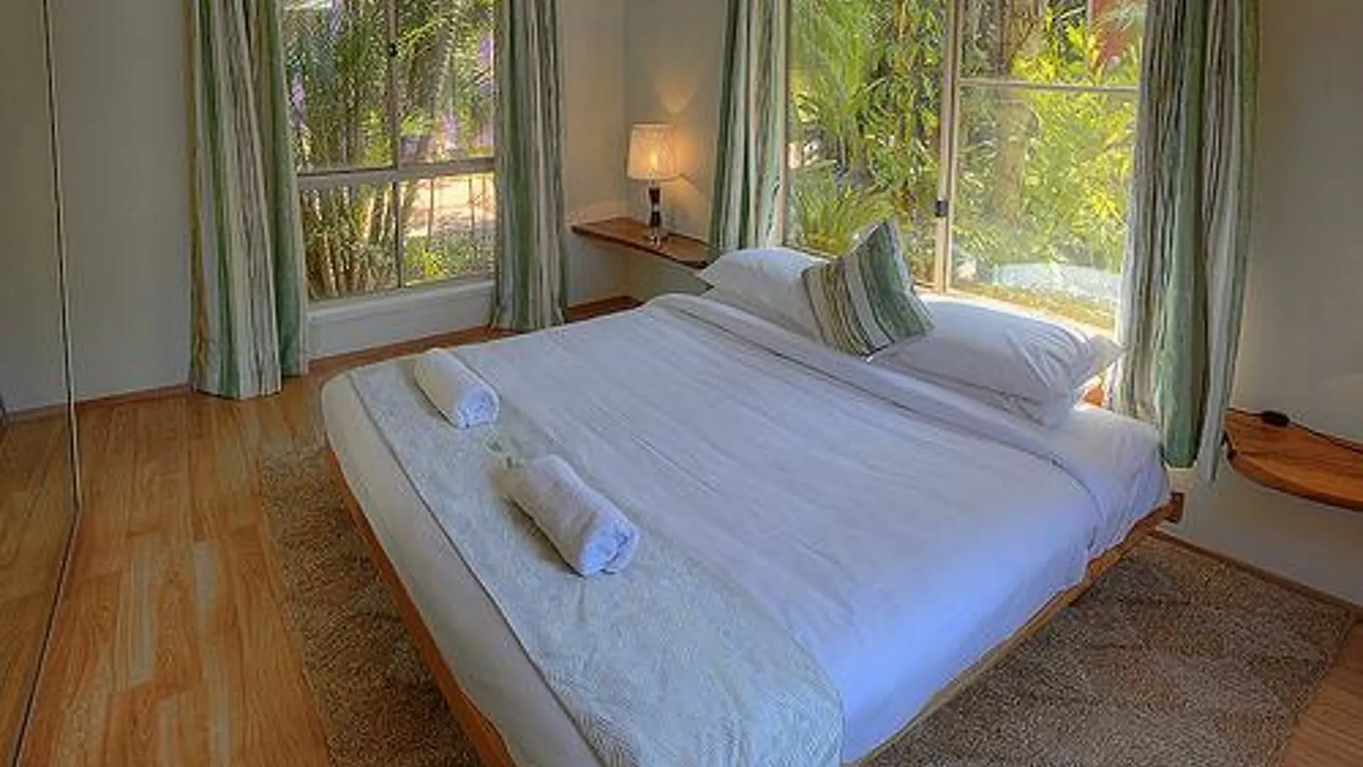 Wake Up! Byron Bay Hostel 0*,